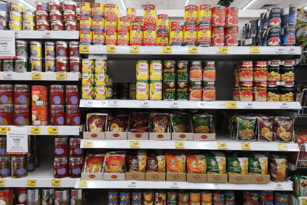 canned goods grocery store