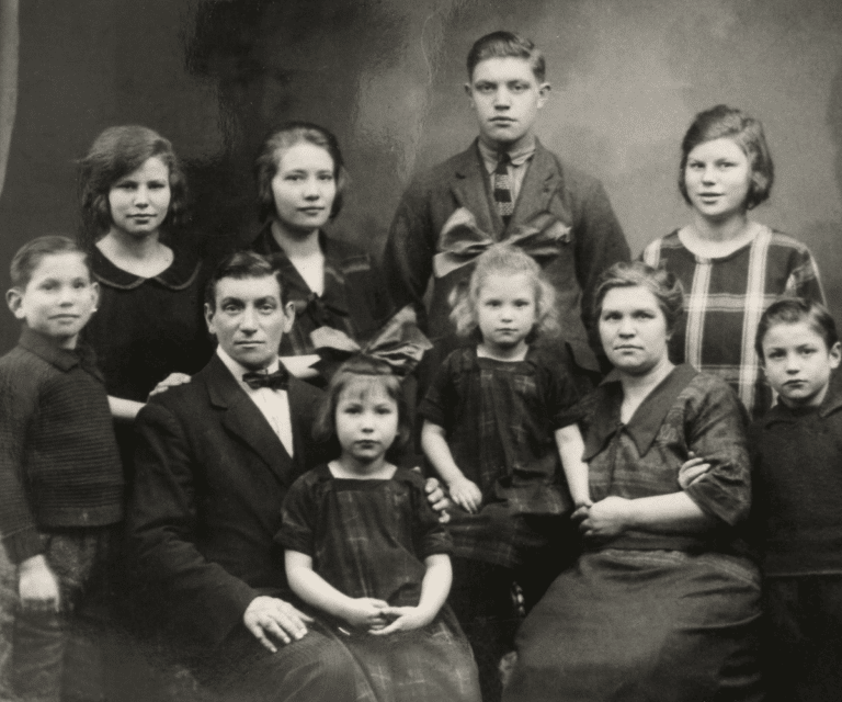 63 Frugal Tips From The Great Depression (Save Money Today)